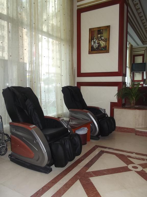 Emirates Palace Hotel Suites シャルジャ エクステリア 写真