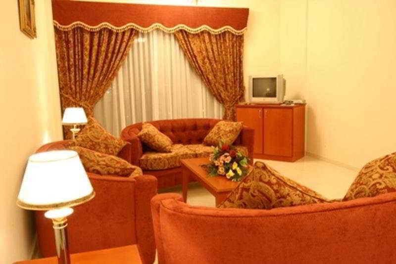 Emirates Palace Hotel Suites シャルジャ 部屋 写真
